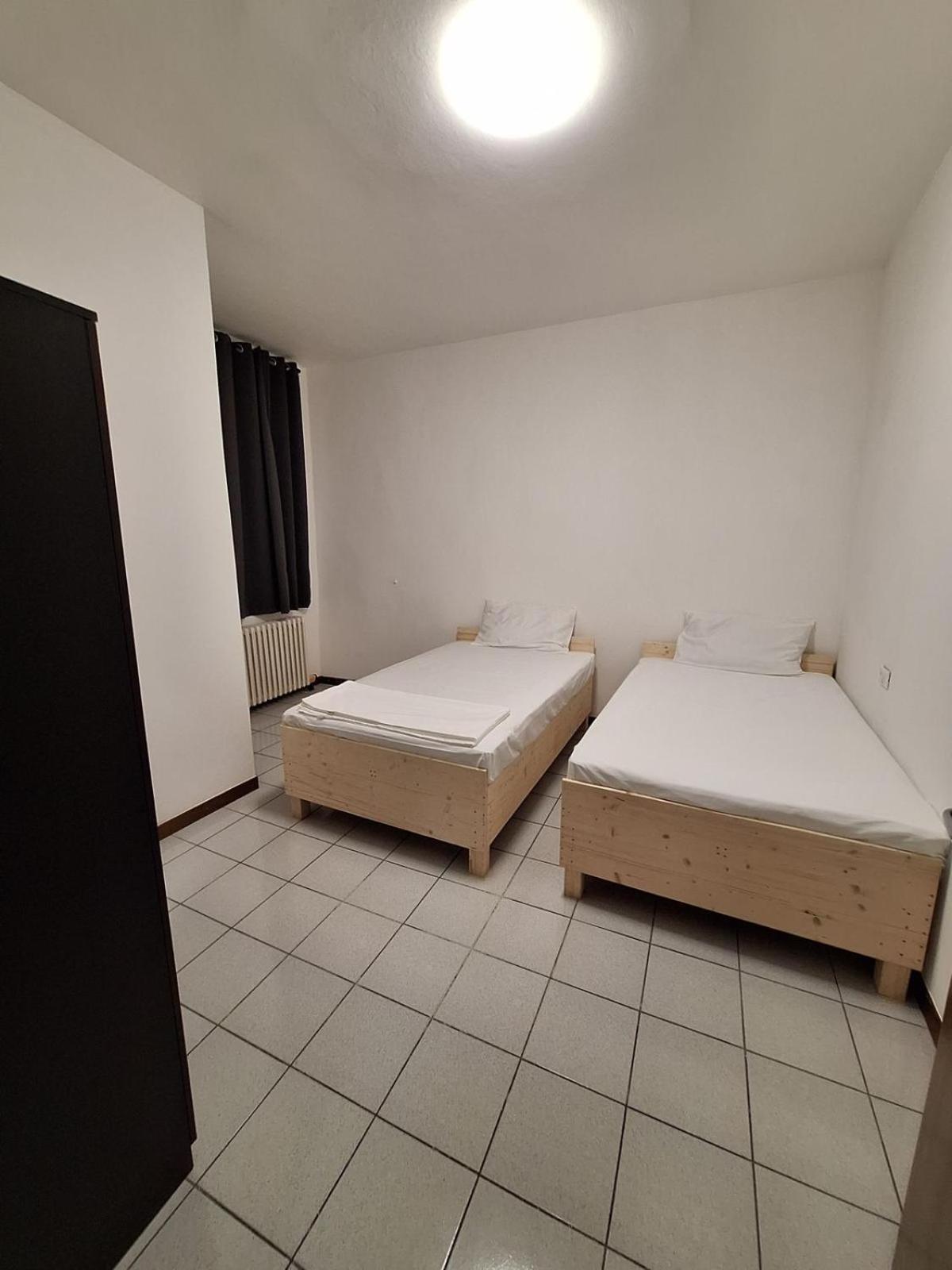 Fiore Apartments Фьоренцуола-д'Арда Экстерьер фото